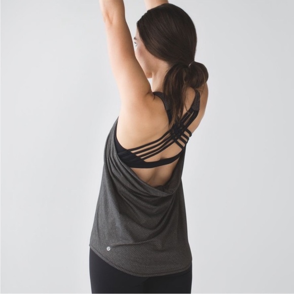 Lululemon Wild Tank Top 2-in-1 with Built-In Bra in Purple - Picture 3 of 3